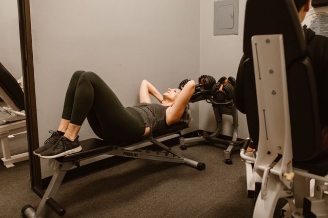 Dor muscular e nas articulações na menopausa: como a fisioterapia pode ajudar